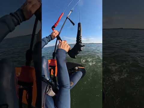Le Jibe 'Road n Kite' : Tu connais ? #kitesurf #foil #jibe #watersports #kiteboarding #f1 #shorts